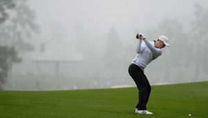 Cách chơi Golf dưới điều kiện gió mạnh chuyên nghiệp bạn cần biết